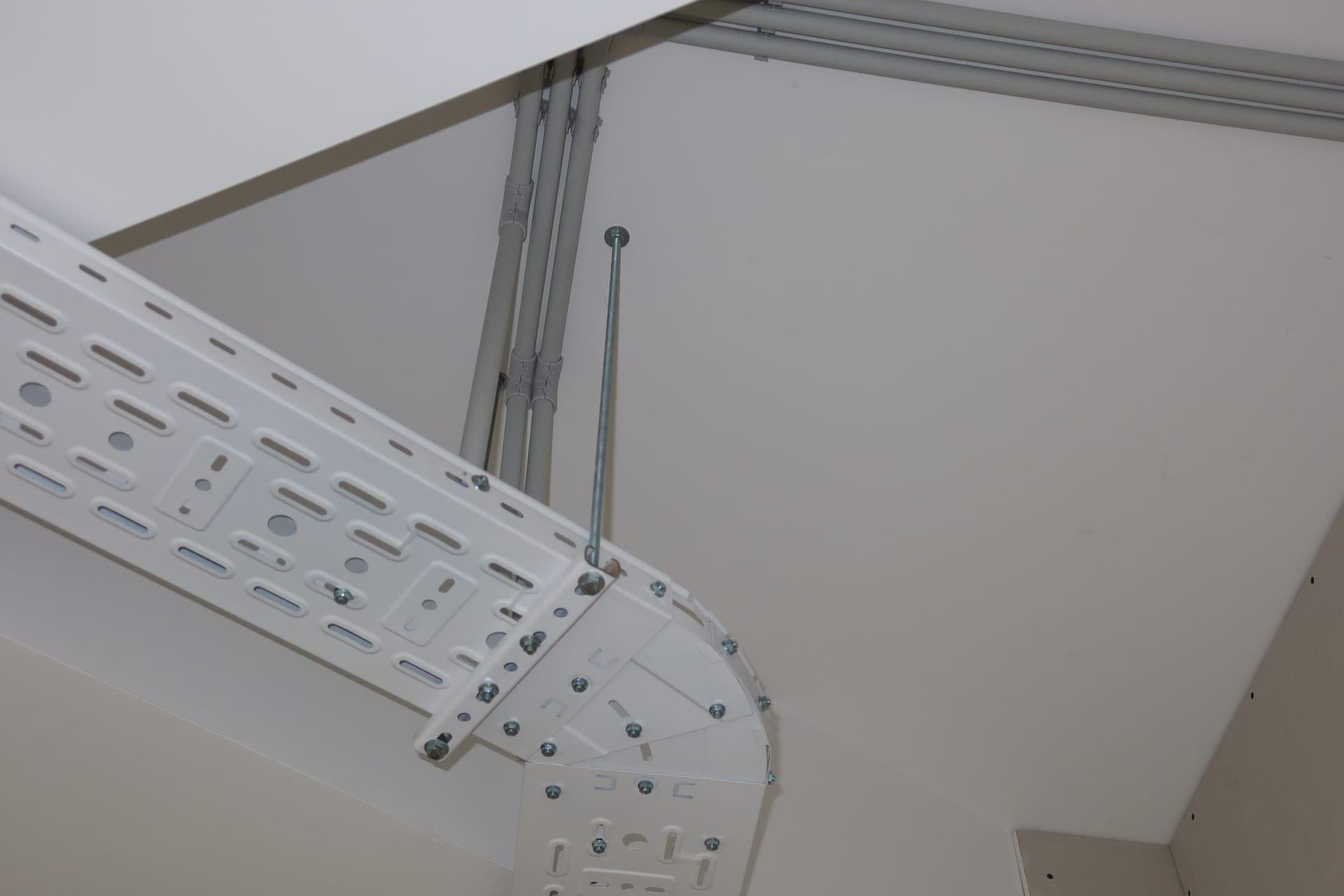 Modena Business Center - Նաիրի Զարյան 140