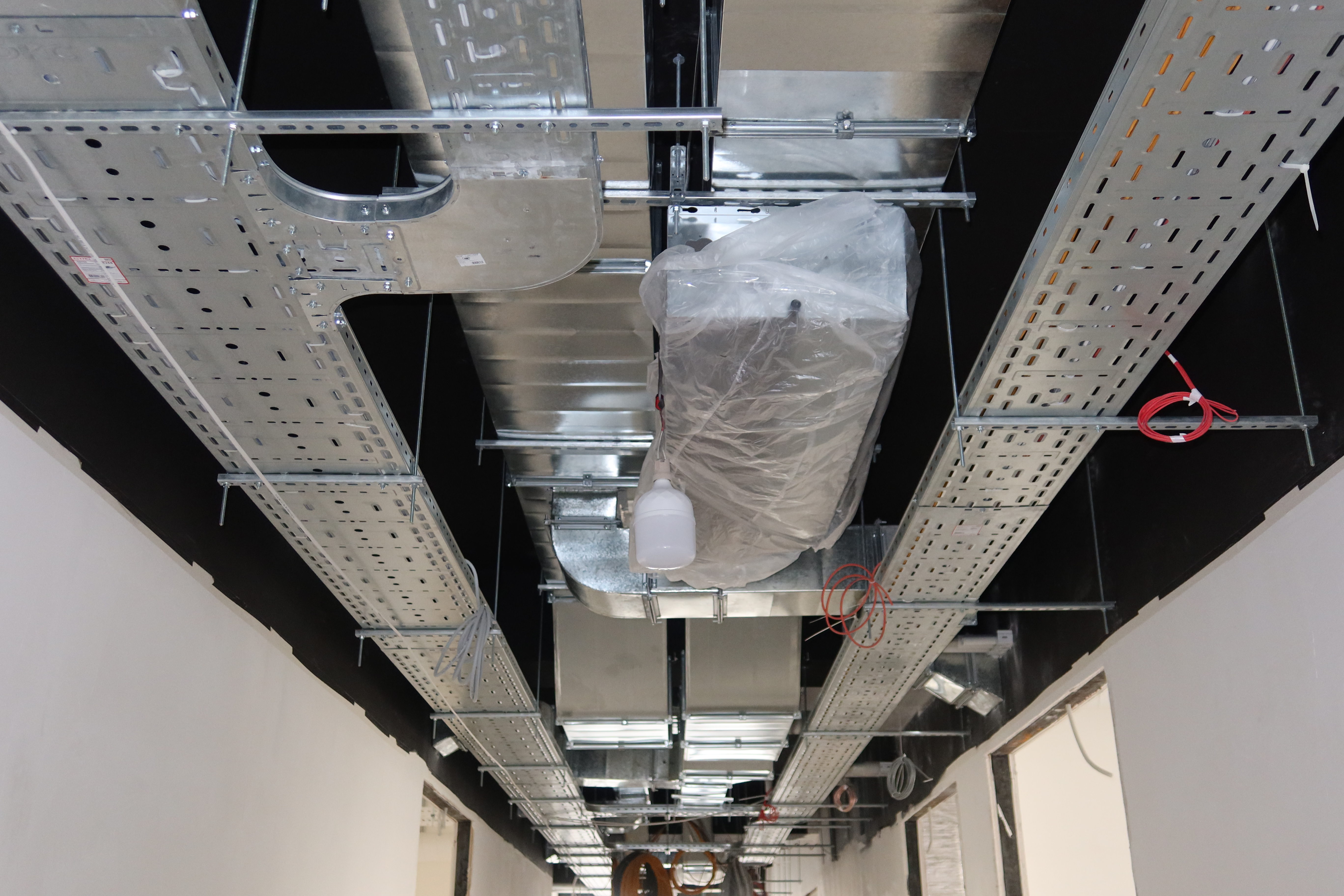 Modena Business Center - Azatutyan 1/15